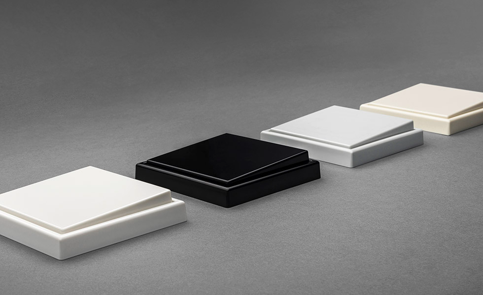 LS 990 en plastique.png